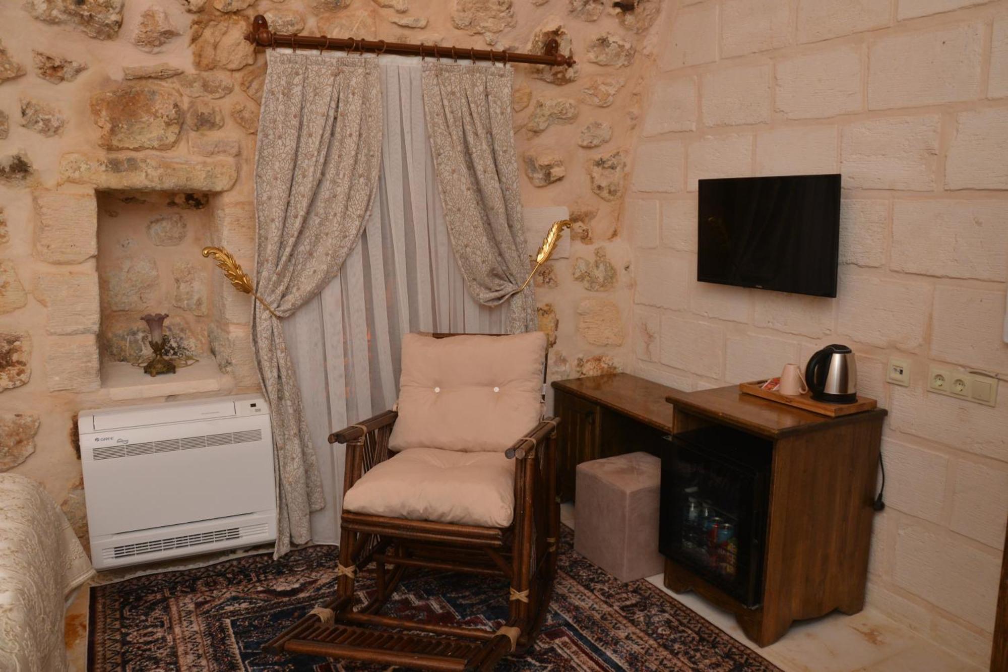 Mehmet Bey Konagi Butik Otel Midyat Esterno foto